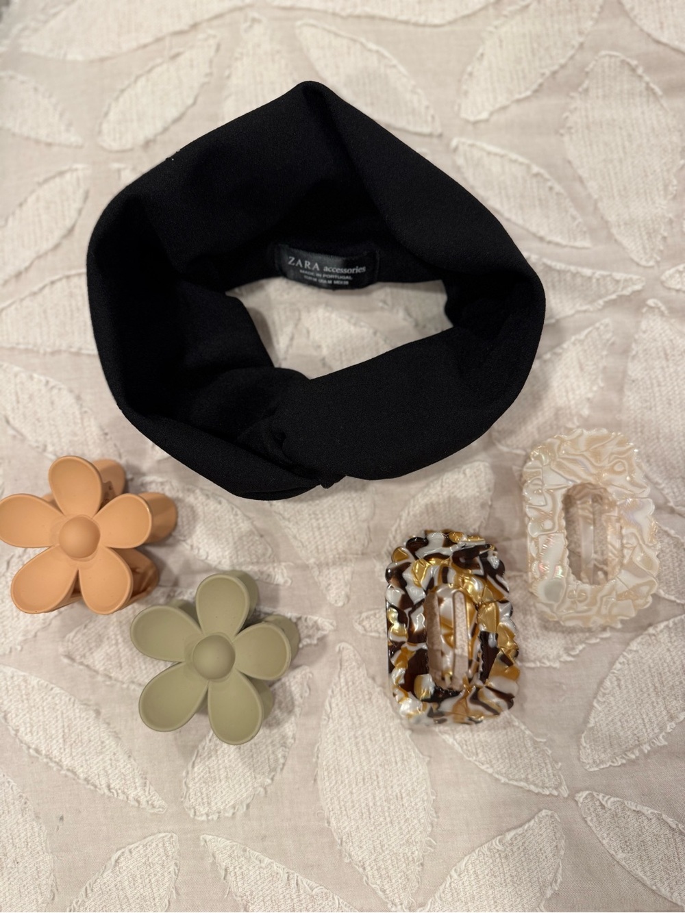 ZARA Black Twist Headband plus Hair Clips